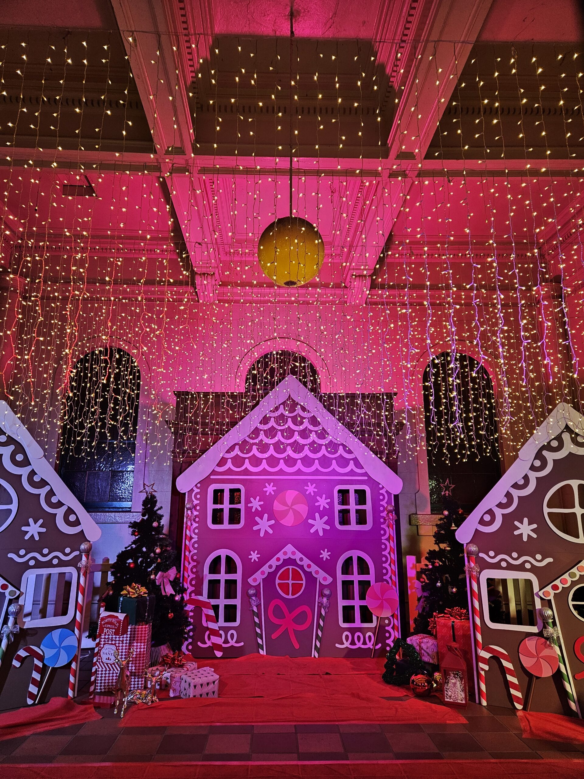 Christmas in the Mall