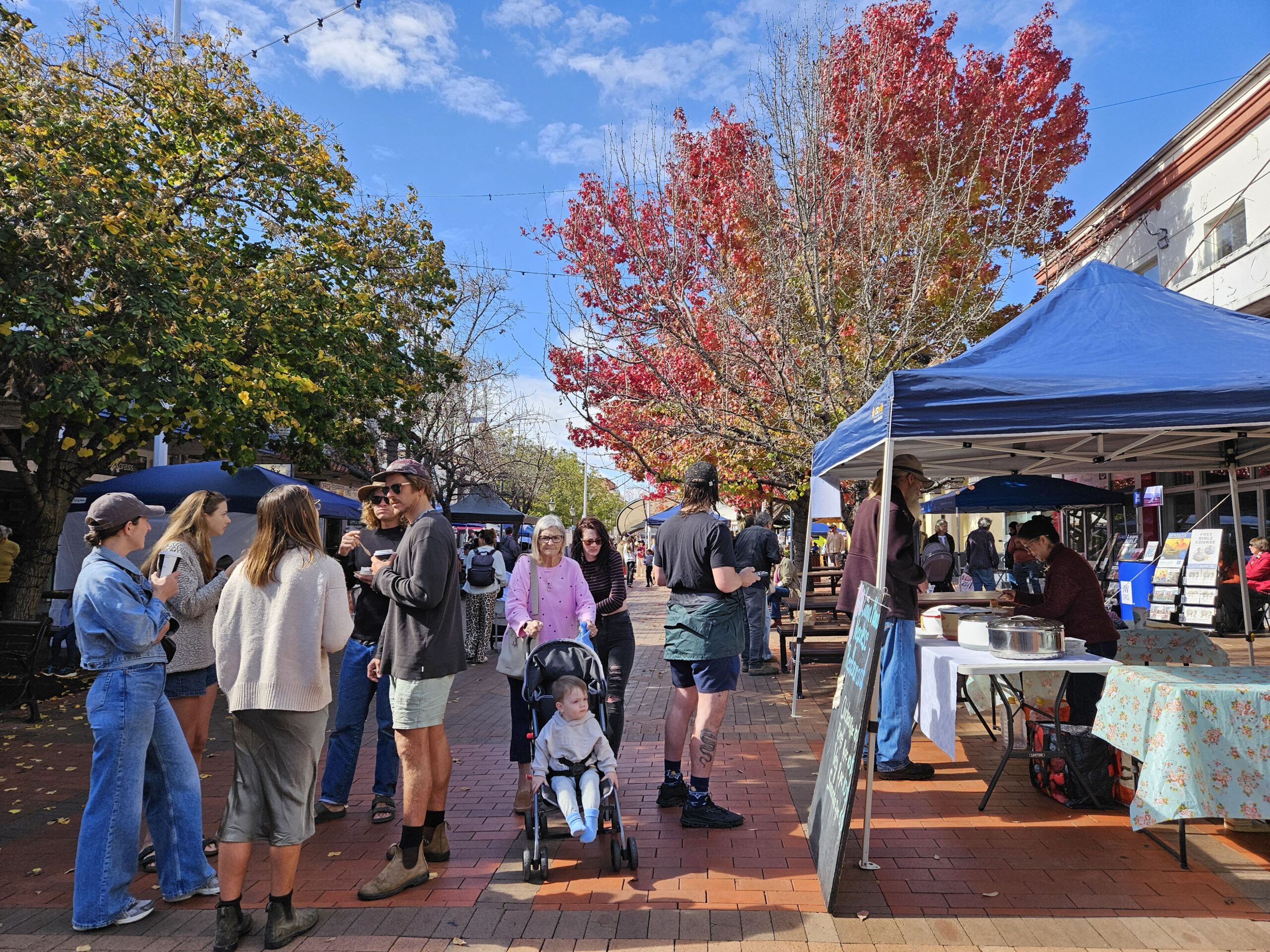 Sunday Markets in the Mall